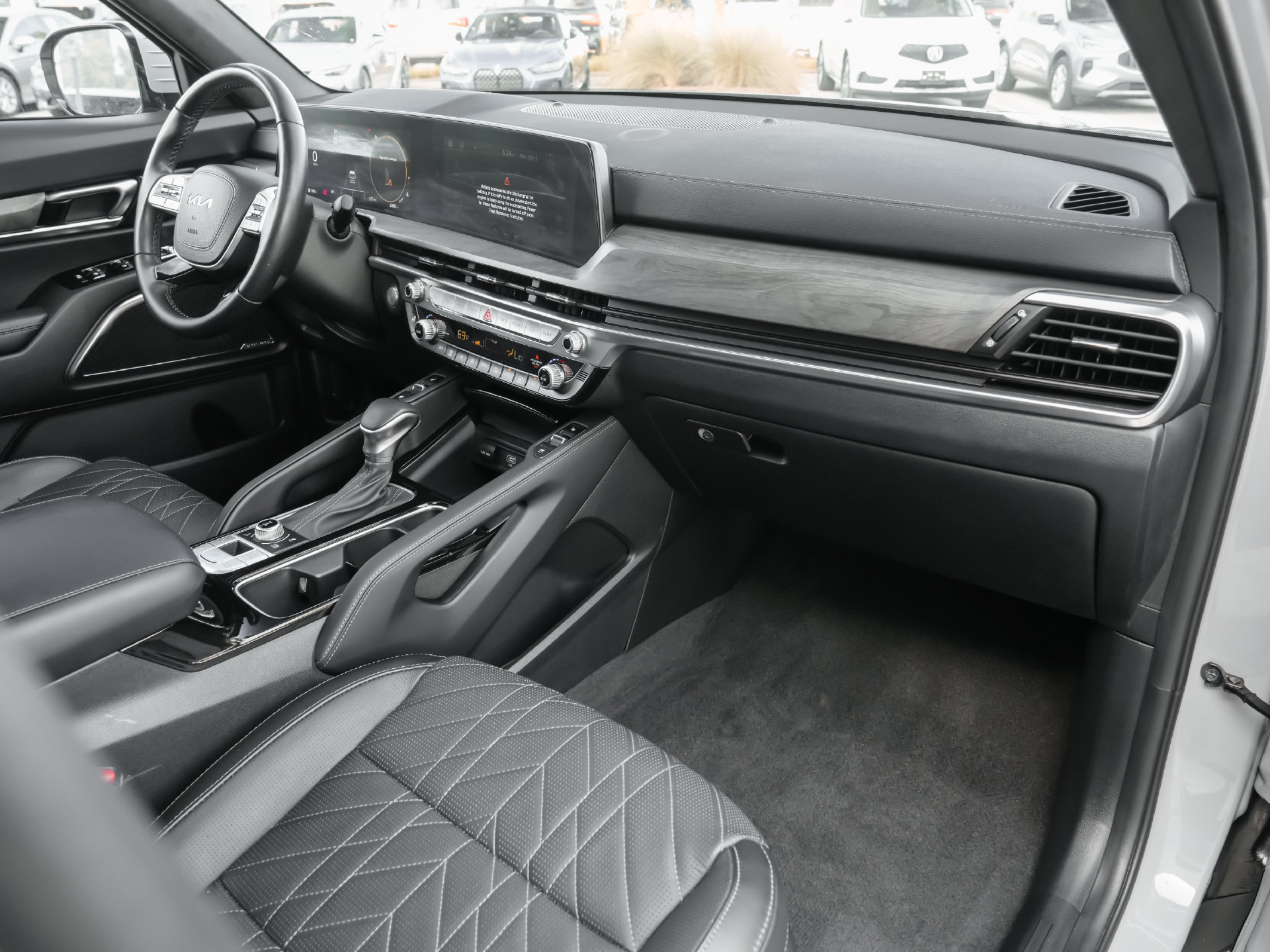 Used 2025 Kia Telluride SX Prestige X-Pro AWD/4WD image 10