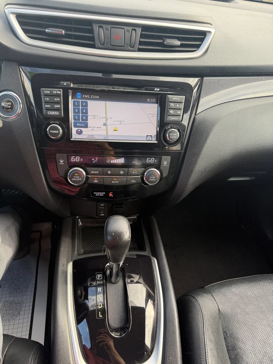 Used 2015 Nissan Rogue SL AWD/4WD image 29