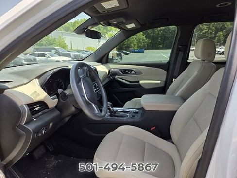 Used 2023 Chevrolet Traverse LS w/ Midnight/Sport Edition FWD image 7
