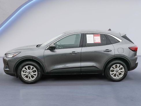 Used 2023 Ford Escape Active AWD/4WD image 3