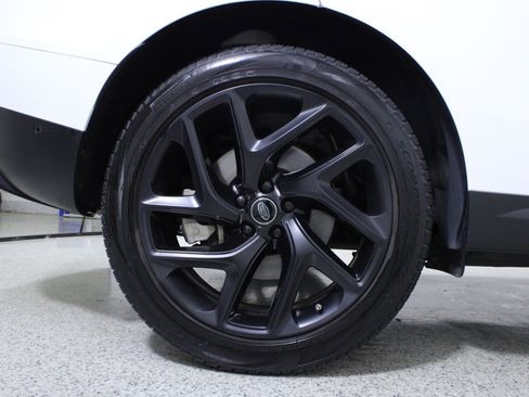 Used 2024 Land Rover Range Rover Sport SE image 8