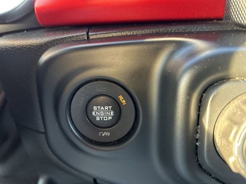 Used 2018 Jeep Wrangler Unlimited Rubicon image 21