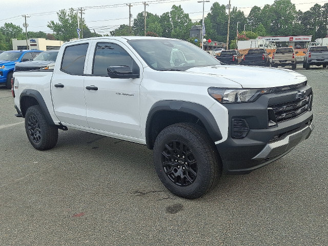 New 2026 Chevrolet Colorado Trail Boss AWD/4WD image 2