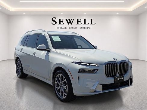Used 2024 BMW X7 xDrive40i w/ Executive Package AWD/4WD image 6