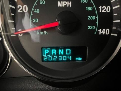 Used 2006 Jeep Commander 4WD image 10