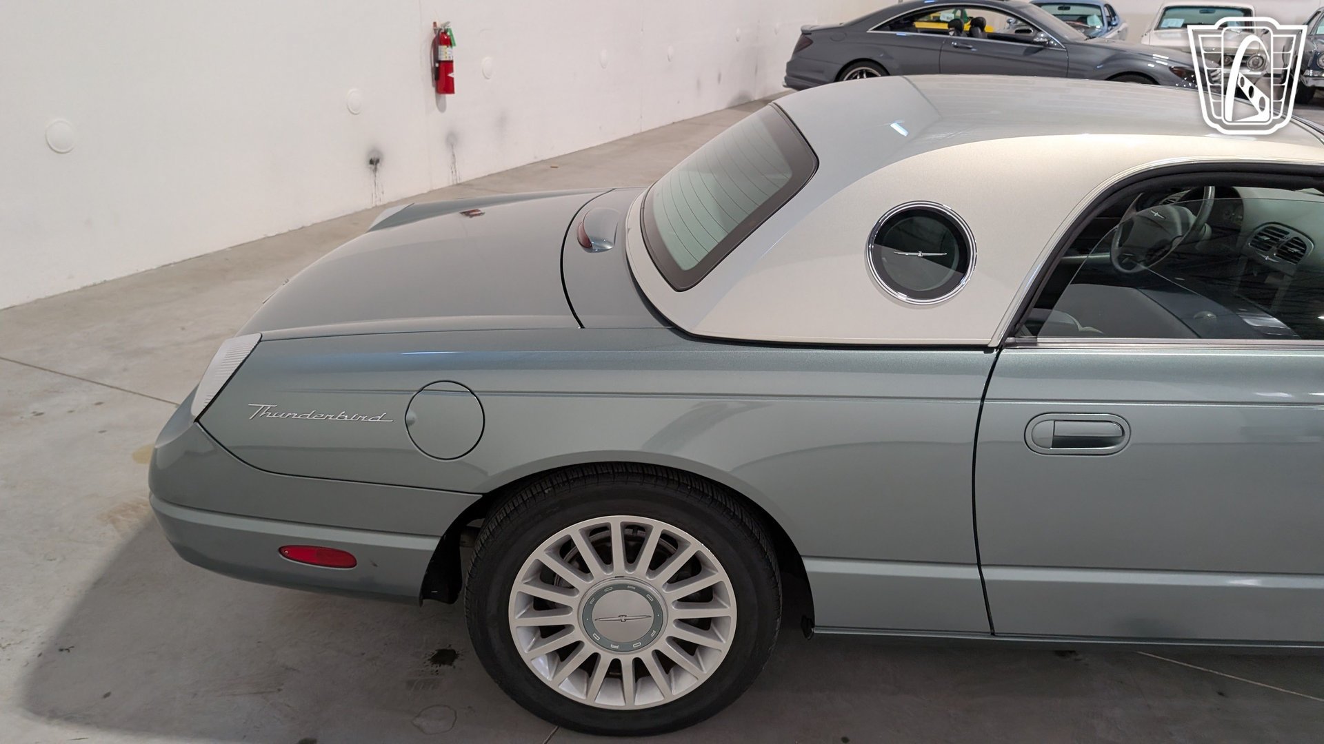 Used 2004 Ford Thunderbird Pacific Coast RWD image 35