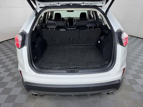 Used 2022 Ford Edge Titanium image 7