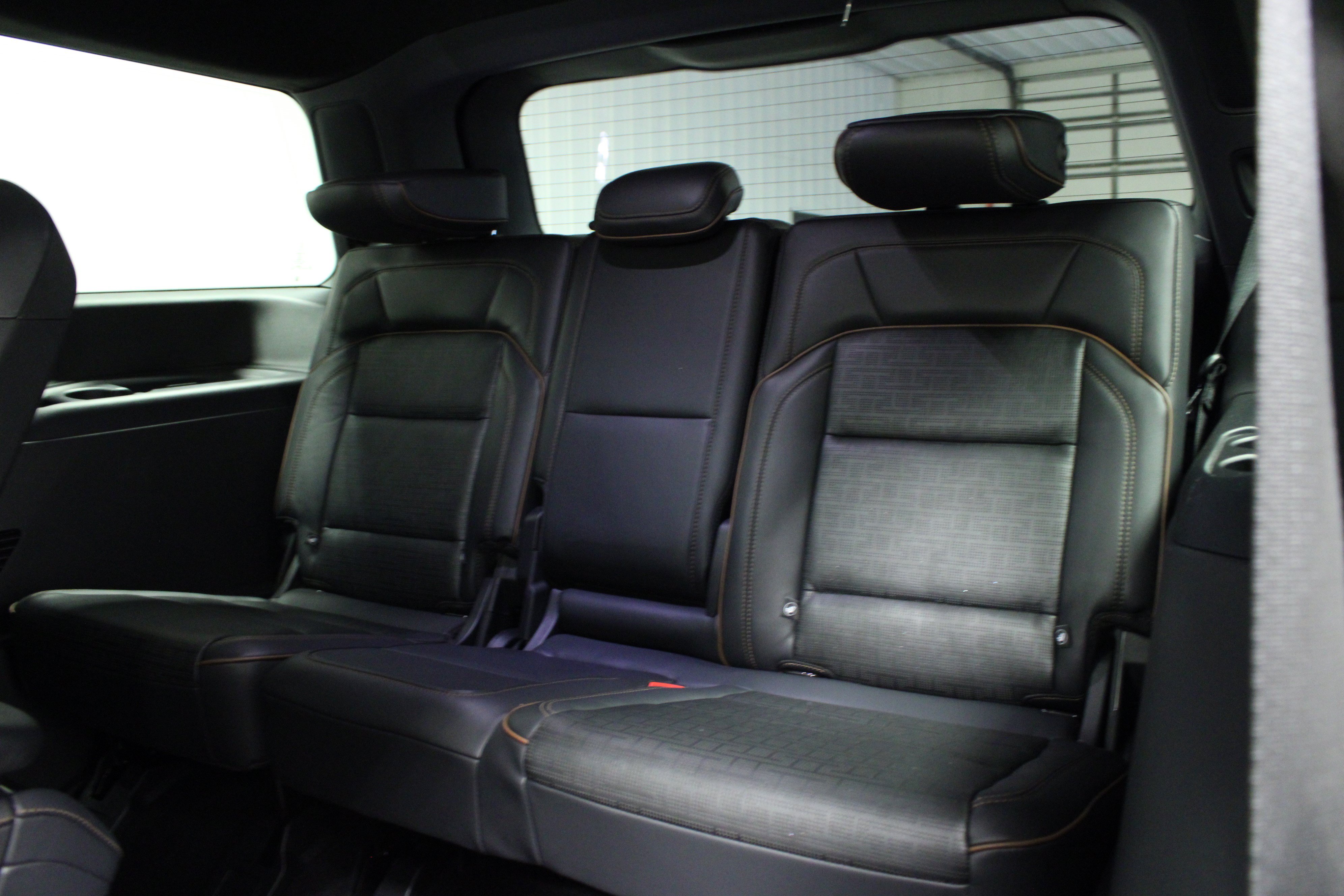 Used 2025 Lincoln Navigator Black Label AWD/4WD image 15