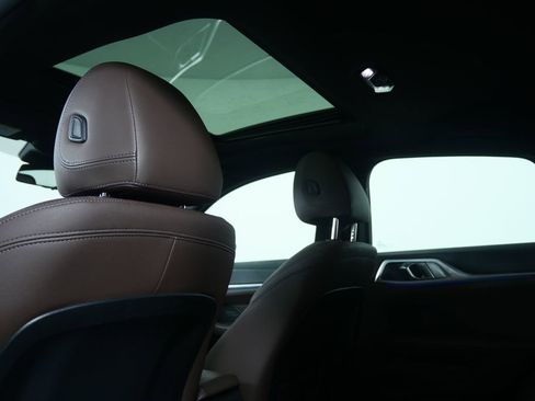 Used 2024 BMW i4 eDrive35 w/ Premium Package RWD image 12