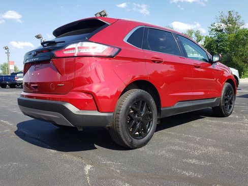 Used 2024 Ford Edge SEL w/ Convenience Package AWD/4WD image 3