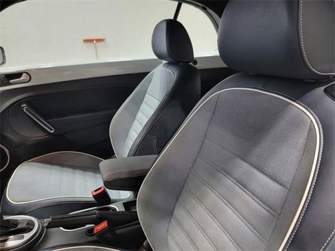 Used 2016 Volkswagen Beetle 1.8T Denim image 13