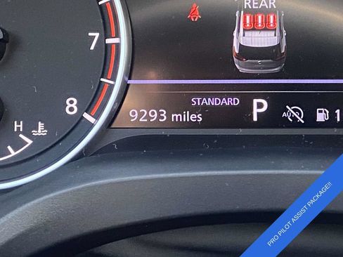 Used 2025 Nissan Rogue SV FWD image 23