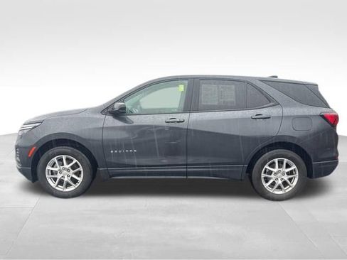 Used 2022 Chevrolet Equinox LS AWD/4WD image 5