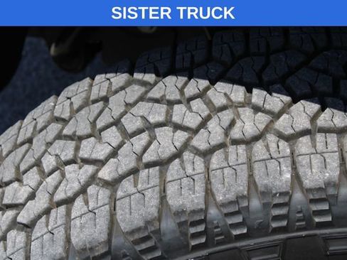 Used 2025 Chevrolet Silverado 2500 LT w/ Trail Boss Package AWD/4WD image 19