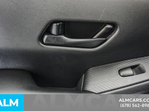Used 2024 Nissan Sentra SV FWD image 49