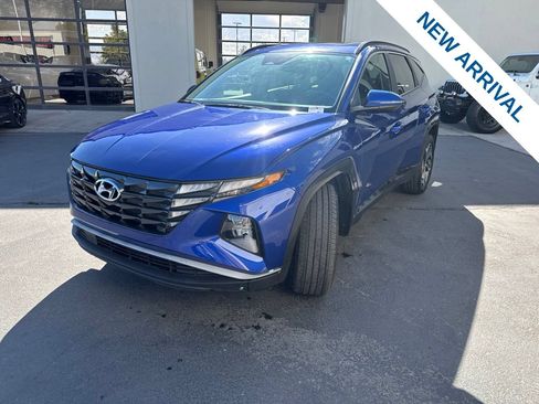 Used 2024 Hyundai Tucson SEL w/ Convenience Package AWD/4WD image 3