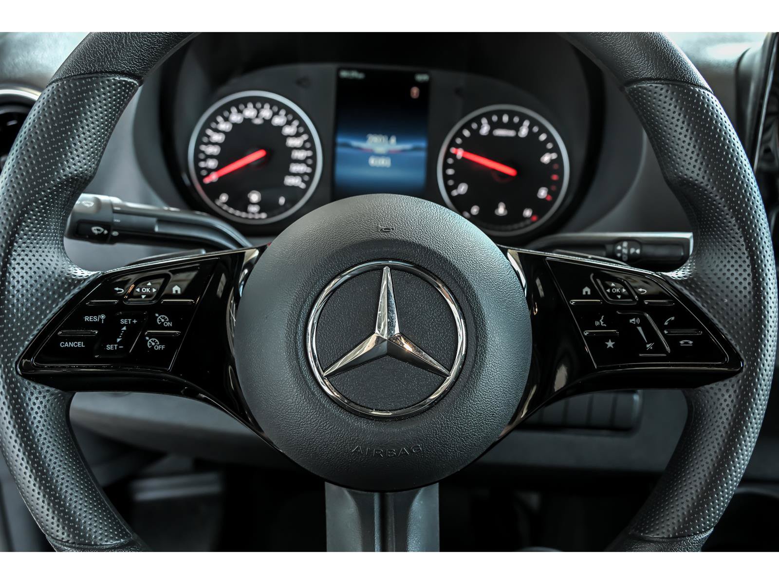 Used 2025 Mercedes-Benz Sprinter 3500 image 11