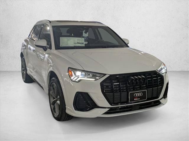 Used 2025 Audi Q3 2.0T Premium w/ Black Optic Sport Package AWD/4WD image 6