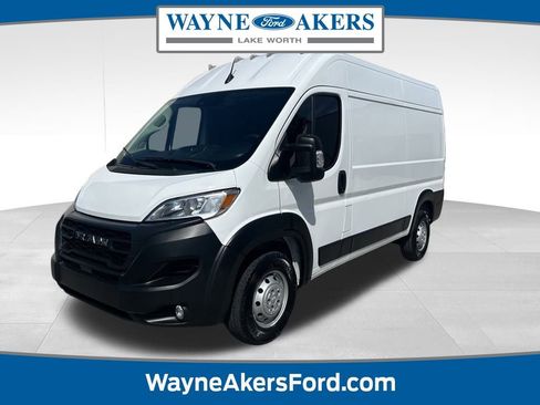 Used 2023 RAM ProMaster 2500 w/ Convenience Group image 1