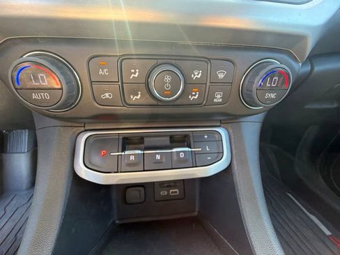 Used 2023 GMC Acadia SLT w/ Elevation Edition AWD/4WD image 40