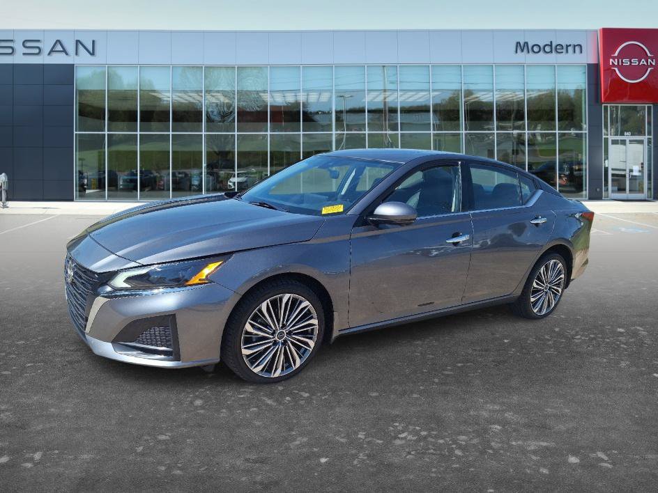 Used 2023 Nissan Altima 2.5 SL AWD/4WD image 1