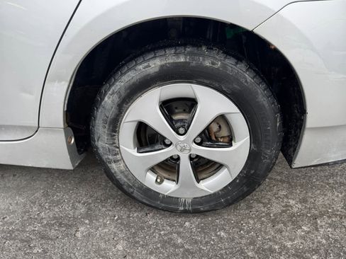 Used 2014 Toyota Prius Two image 13