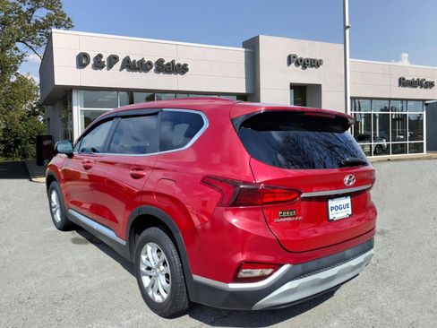 Used 2019 Hyundai Santa Fe SE image 3