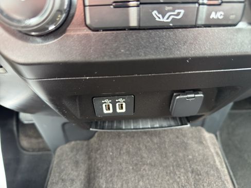 Used 2019 Ford F150 XLT AWD/4WD image 25