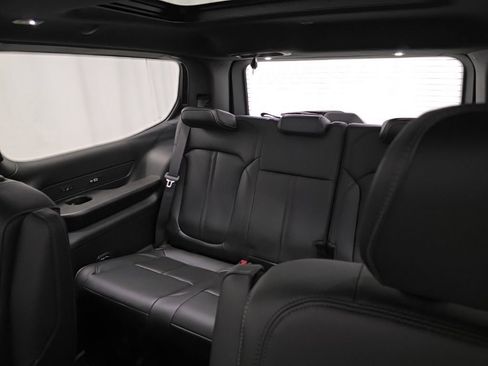 New 2026 Jeep Grand Wagoneer 4WD w/ Premium Group I image 13