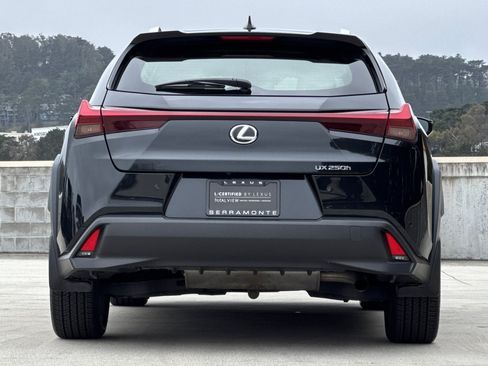 Used 2023 Lexus UX 250h FWD w/ Accessory Package (Z2) image 9
