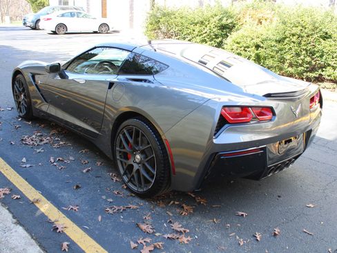 Used 2015 Chevrolet Corvette Stingray Coupe RWD image 25
