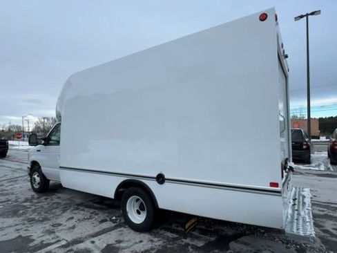 New 2026 Ford E-350 and Econoline 350 Super Duty w/ Power Equipment Group image 4