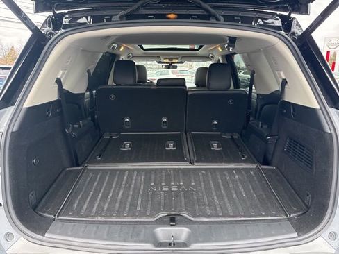 Certified 2025 Nissan Pathfinder Platinum w/ Cargo Package image 28
