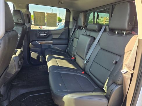 Used 2019 Chevrolet Silverado 1500 LT Trail Boss AWD/4WD image 29