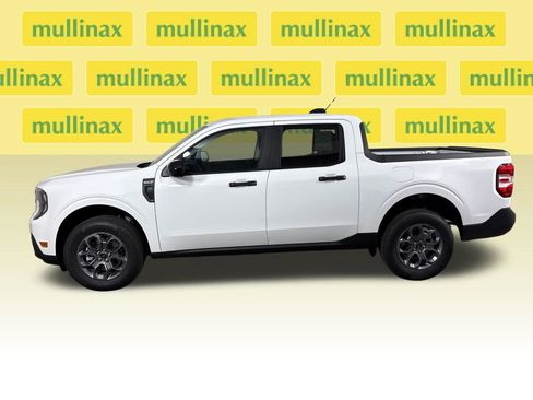 New 2026 Ford Maverick XLT w/ XLT Luxury Package FWD image 12