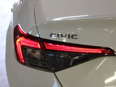 Used 2022 Honda Civic Sport image 38