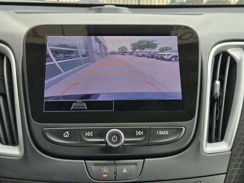 Used 2024 Chevrolet Malibu LT FWD image 12