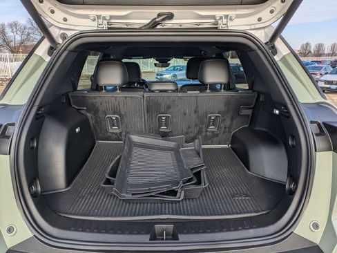 Used 2025 Chevrolet Equinox ACTIV w/ Safety and Technology Package image 31