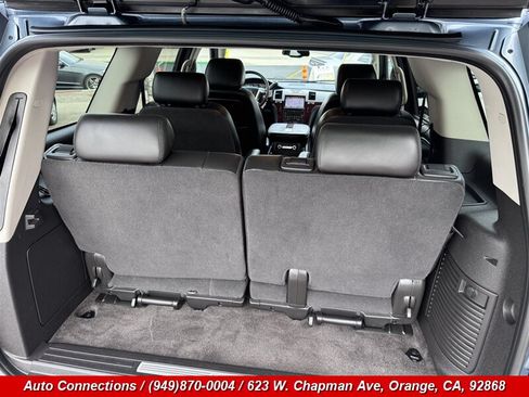 Used 2010 Cadillac Escalade 2WD image 26