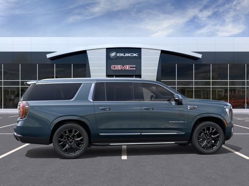 New 2026 GMC Yukon XL Denali AWD/4WD image 29