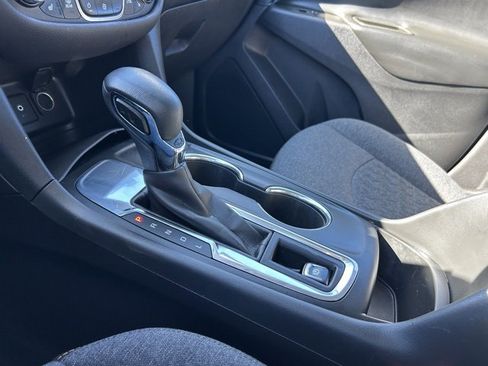 Used 2023 Chevrolet Equinox LT image 25