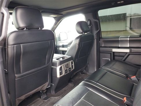 Used 2019 Ford F150 Lariat w/ Equipment Group 502A Luxury image 10