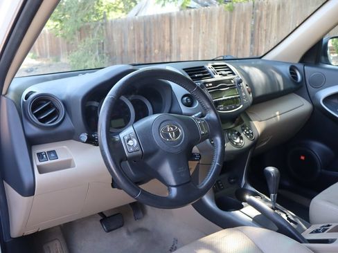 Used 2010 Toyota RAV4 Limited w/ Limited Extra Value Pkg AWD/4WD image 15