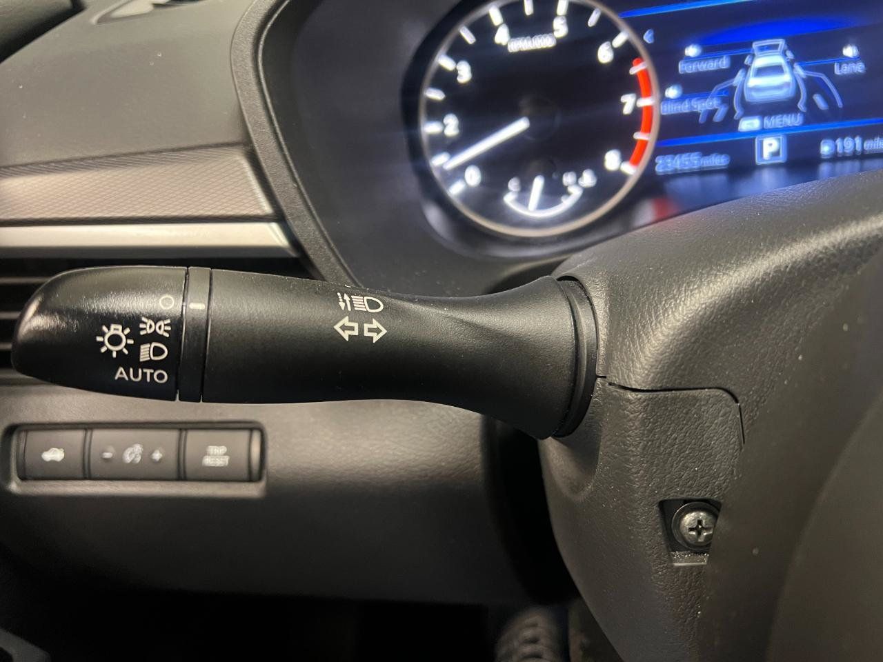Used 2025 Nissan Altima 2.5 SR FWD image 41