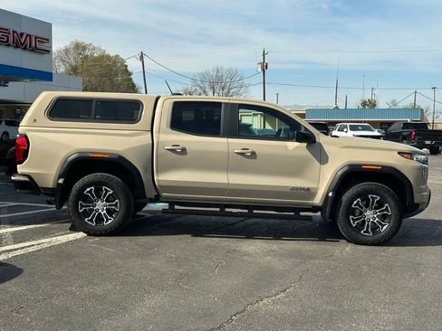 Used 2024 GMC Canyon AT4 w/ Technology Package image 4