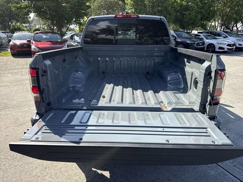 Used 2025 Nissan Frontier Pro-X RWD image 24