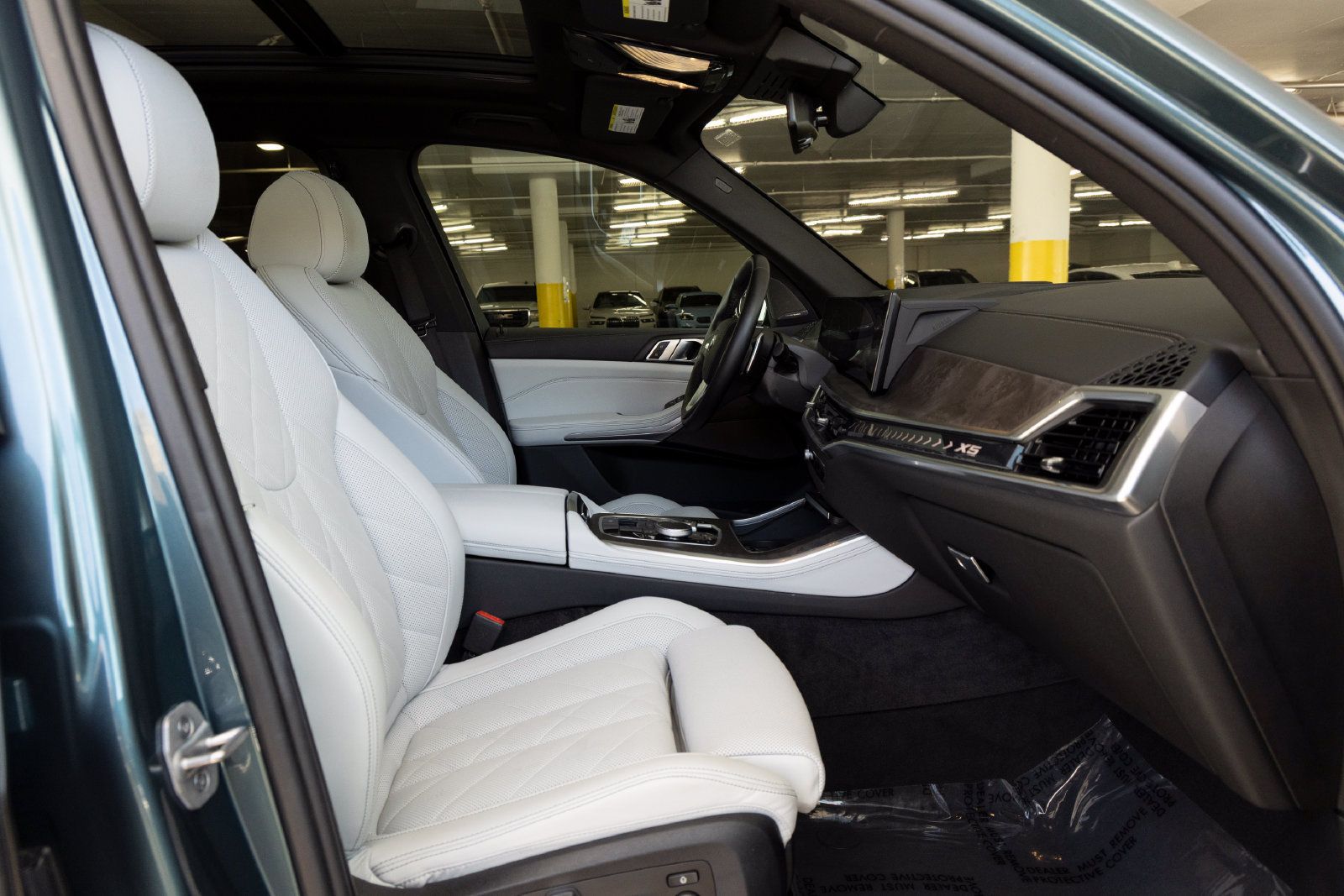 Certified 2024 BMW X5 sDrive40i w/ Premium Package RWD image 27