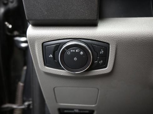 Used 2019 Ford F250 XL w/ STX Appearance Package AWD/4WD image 11