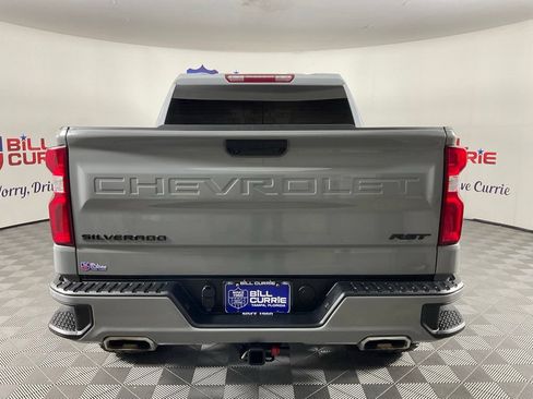 Used 2024 Chevrolet Silverado 1500 RST w/ Z71 Off-Road Package AWD/4WD image 4