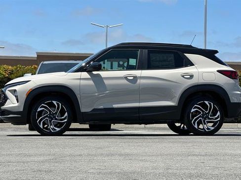 New 2026 Chevrolet TrailBlazer RS w/ Convenience Package FWD image 7